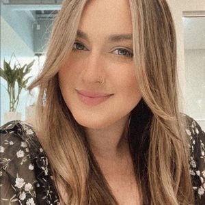 Meet your Posher, Nicole